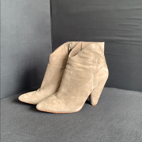 Vince Camuto suede ankle boots. 8.5 - Picture 1 of 9